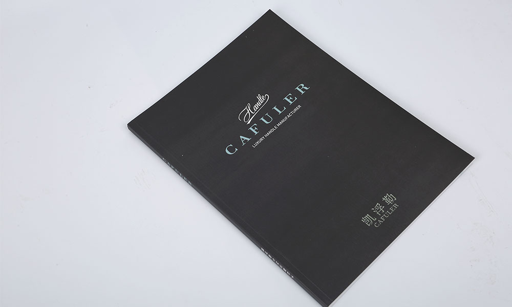 精裝畫冊字體哪個好？